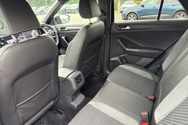 Used Volkswagen T-Roc 2019 for sale - 76256997: Photo 36