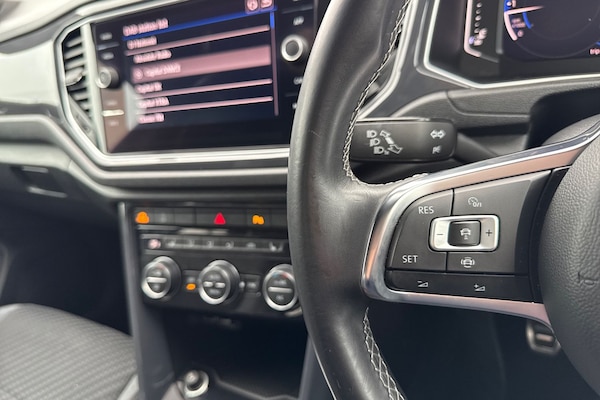Used Volkswagen T-Roc 2019 for sale - 76256997: Photo 39
