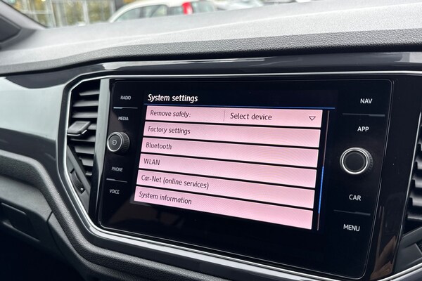 Used Volkswagen T-Roc 2019 for sale - 76256997: Photo 56