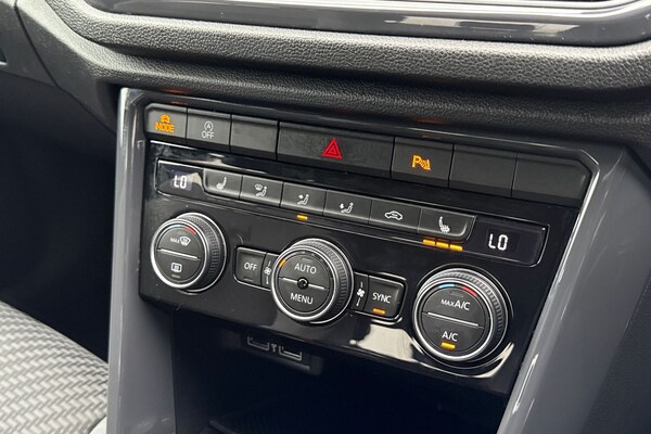 Used Volkswagen T-Roc 2019 for sale - 76256997: Photo 58