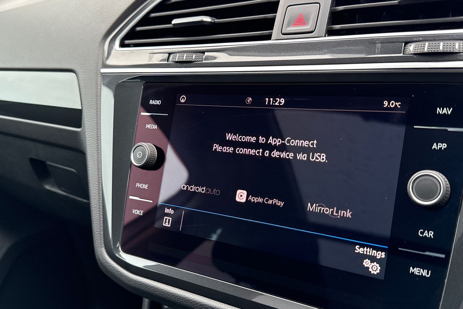 Used Volkswagen Tiguan 2018 for sale - 77421586: Photo 52