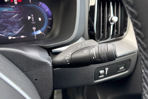 Used Volvo XC60 2021 for sale - 76106824: Photo 42