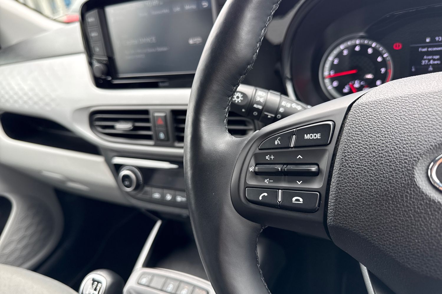 Used Hyundai i10 2023 for sale - 78043475: Photo 36