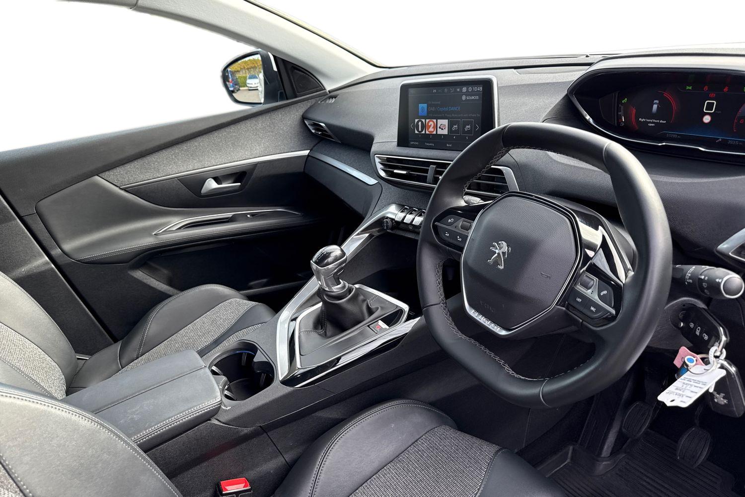 Used Peugeot 3008 2019 for sale - 76102168: Photo 14