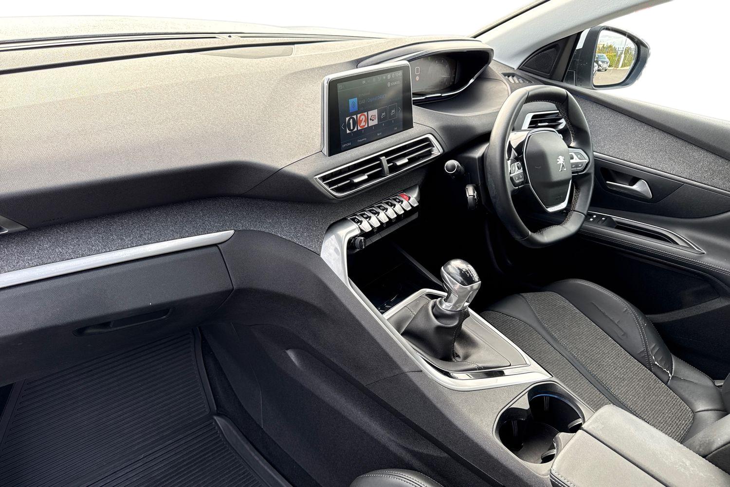 Used Peugeot 3008 2019 for sale - 76102168: Photo 15