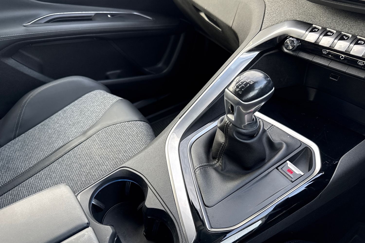 Used Peugeot 3008 2019 for sale - 76102168: Photo 23