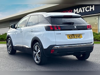 Used Peugeot 3008 2019 for sale - 76102168: Photo 2