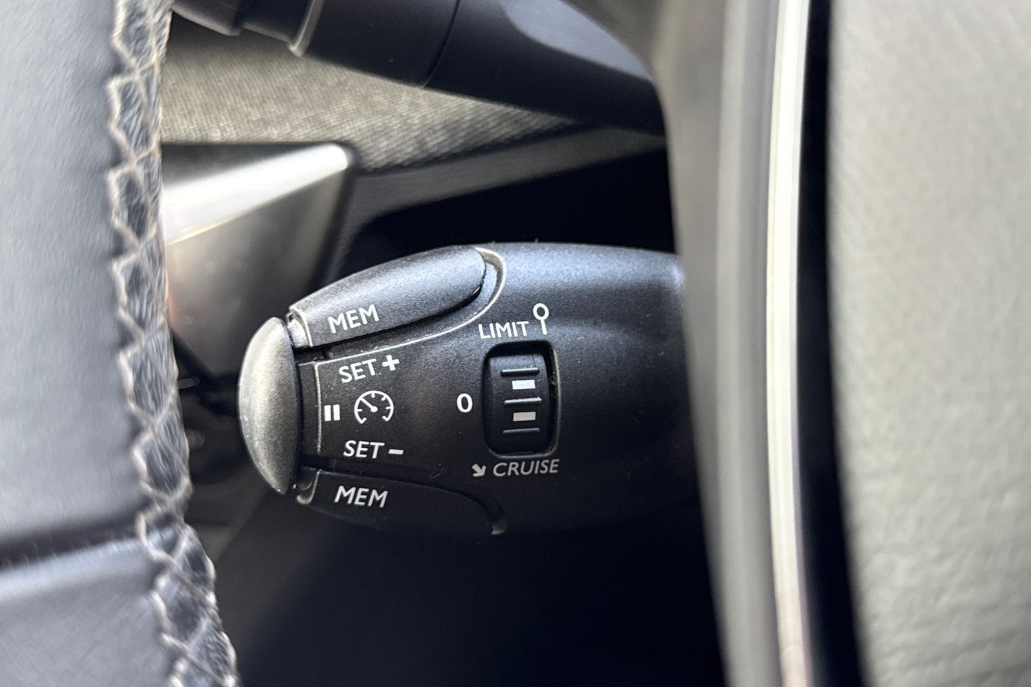 Used Peugeot 3008 2019 for sale - 76102168: Photo 39