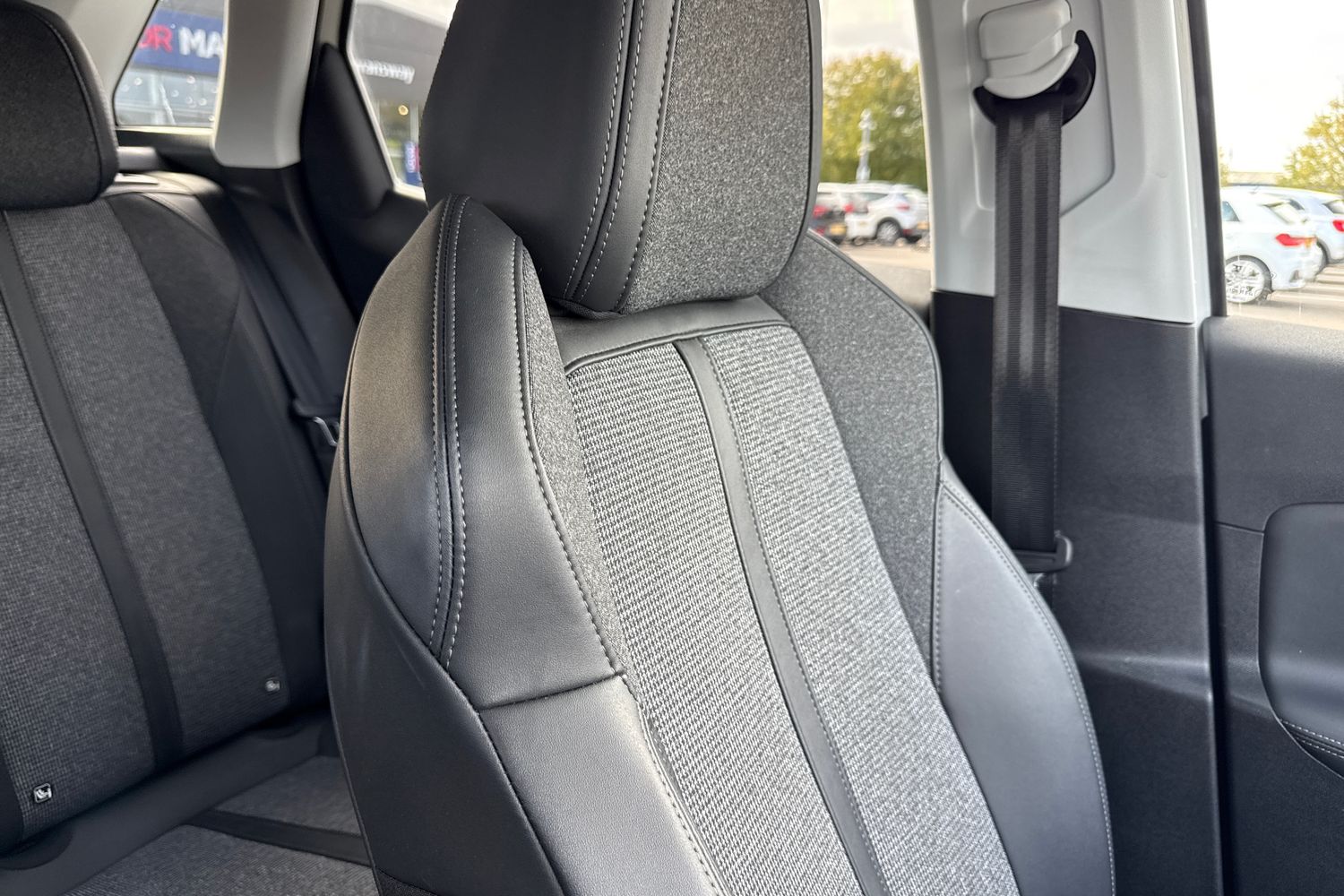 Used Peugeot 3008 2019 for sale - 76102168: Photo 59