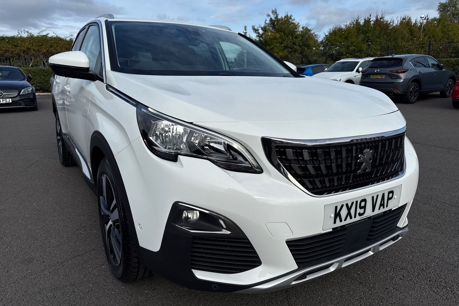 Used Peugeot 3008 2019 for sale - 76102168: Photo 9