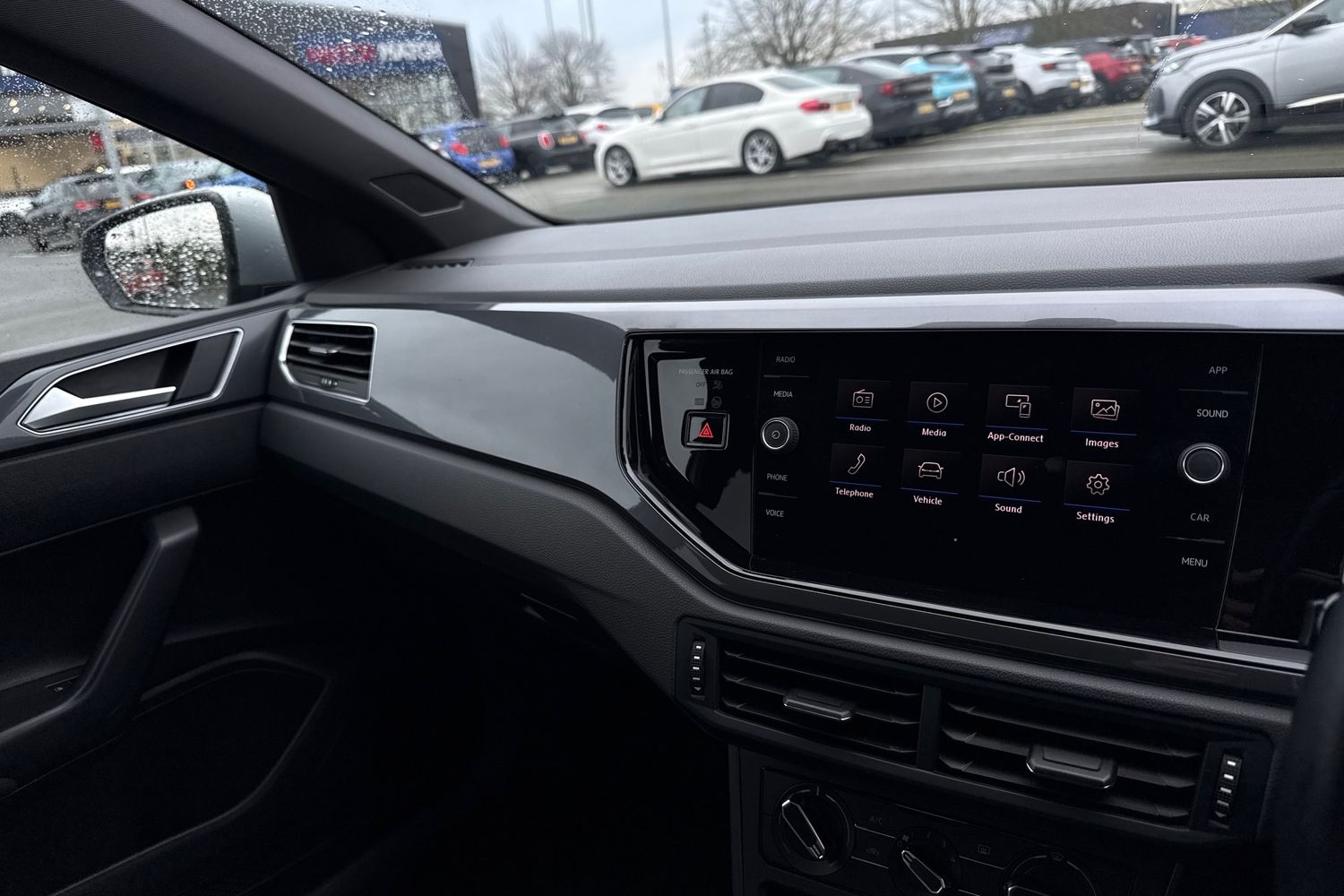 Used Volkswagen Polo 2018 for sale - 77294741: Photo 17