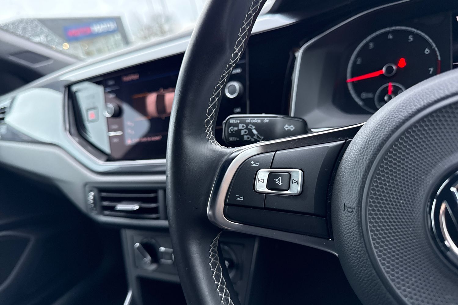 Used Volkswagen Polo 2018 for sale - 77294741: Photo 37