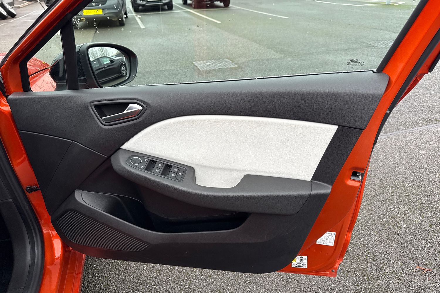 Used Renault Clio 2022 for sale - 76985233: Photo 21