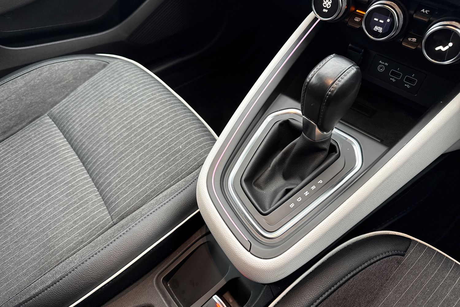 Used Renault Clio 2022 for sale - 76985233: Photo 23