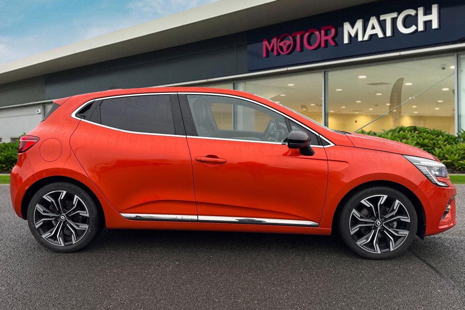 Used Renault Clio 2022 for sale - 76985233: Photo 3