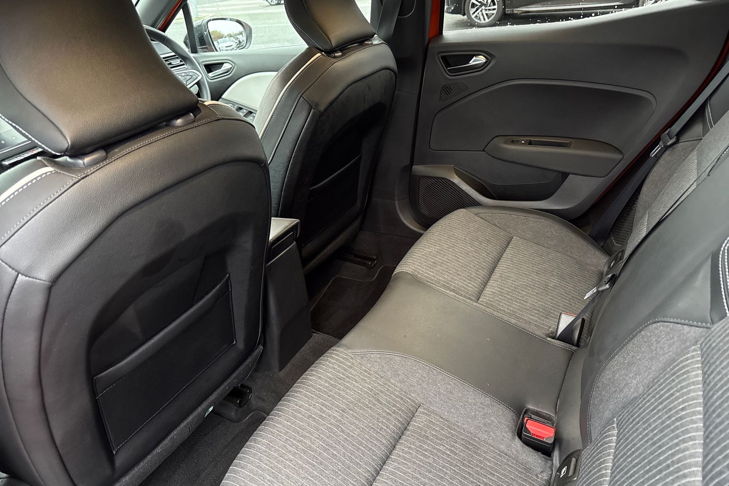 Used Renault Clio 2022 for sale - 76985233: Photo 34