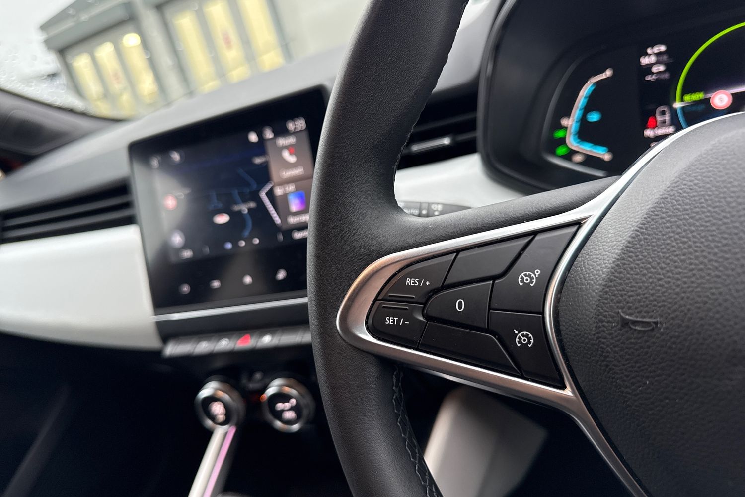 Used Renault Clio 2022 for sale - 76985233: Photo 36