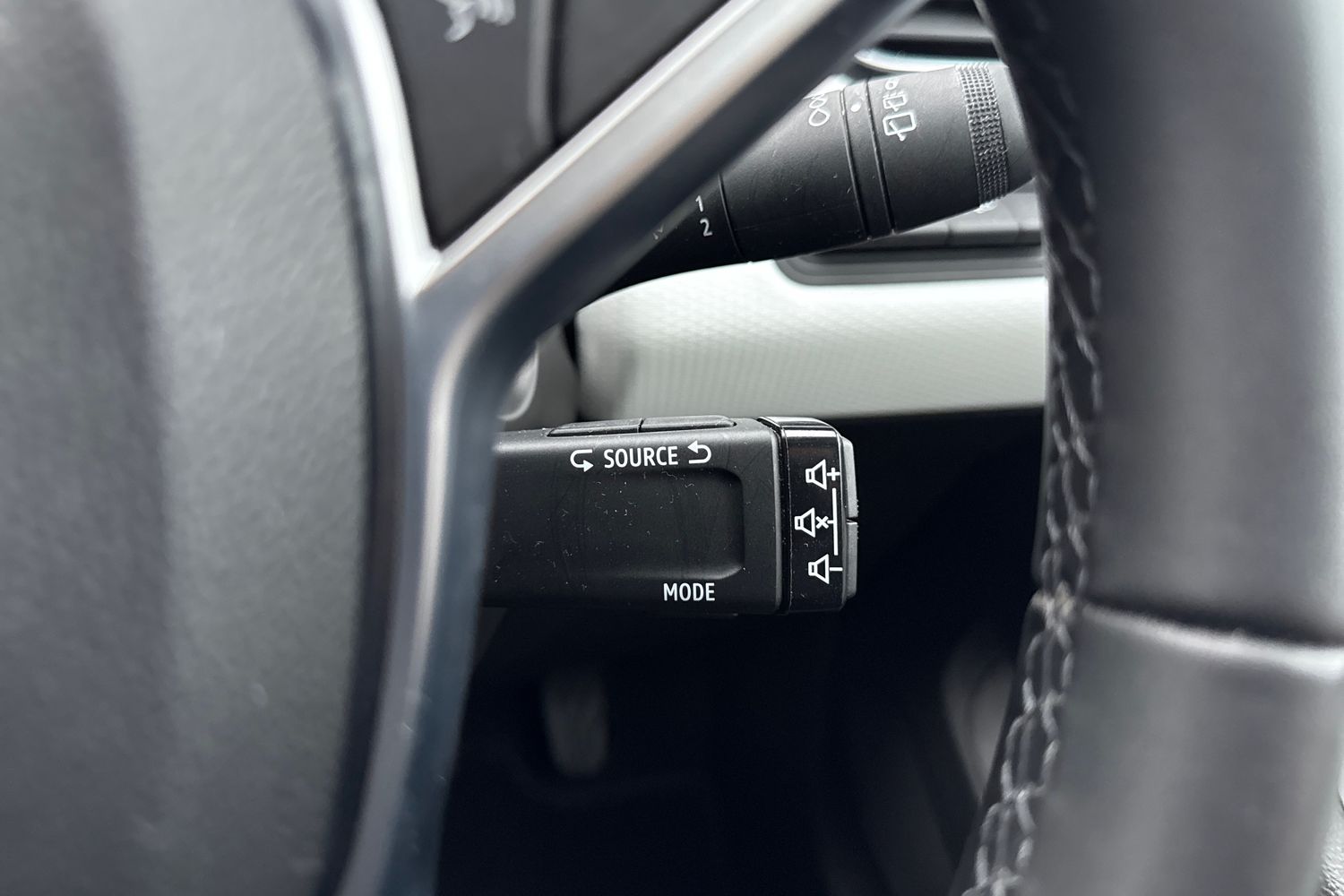 Used Renault Clio 2022 for sale - 76985233: Photo 38