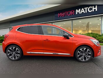 Used Renault Clio 2022 for sale - 76985233: Photo