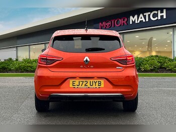 Used Renault Clio 2022 for sale - 76985233: Photo