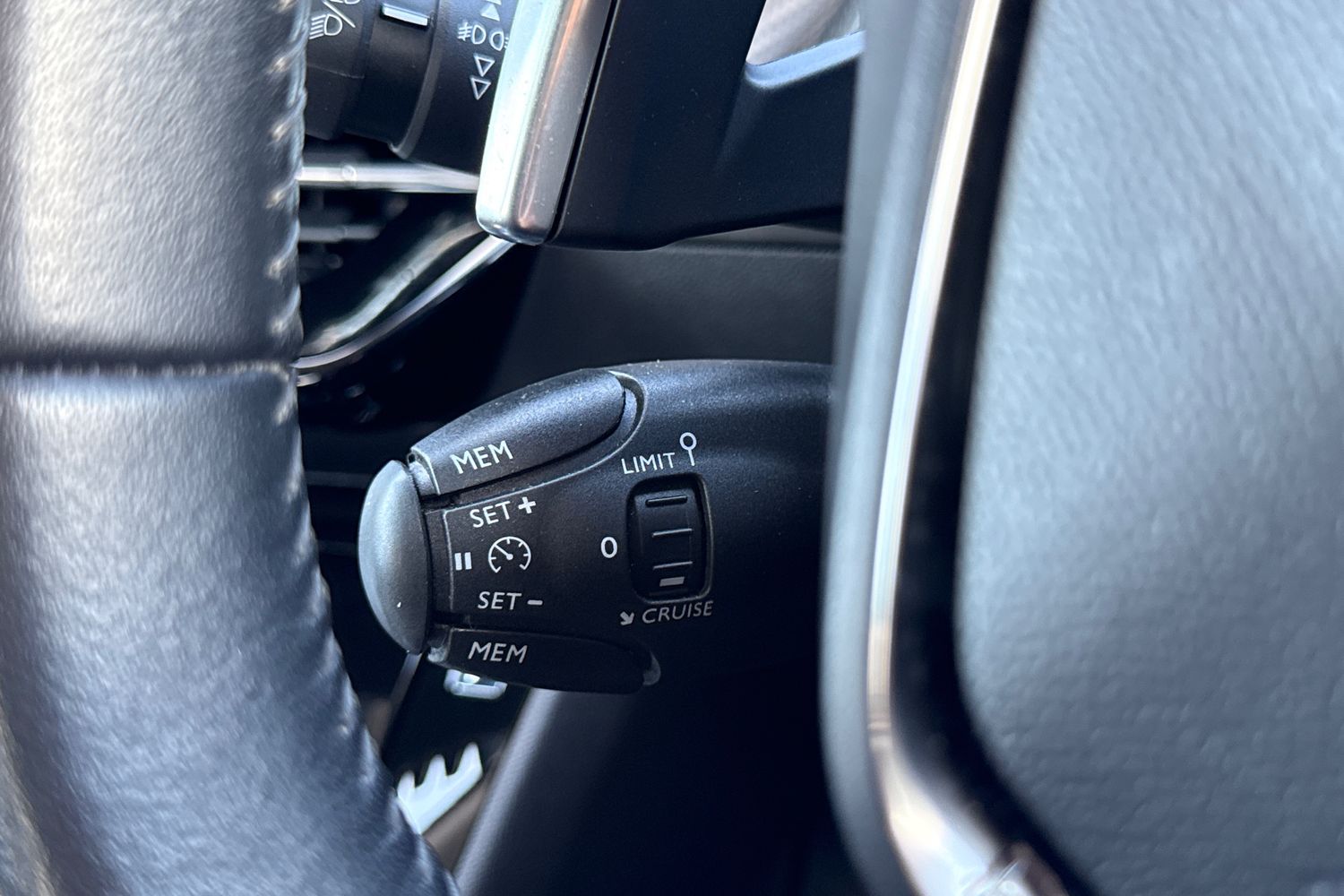 Used Peugeot 2008 2020 for sale - 78107405: Photo 39