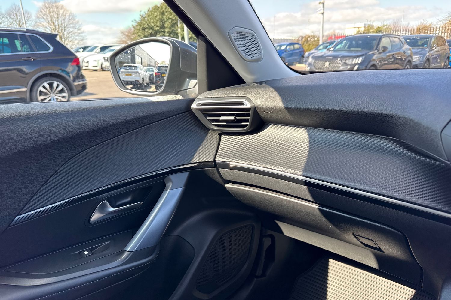 Used Peugeot 2008 2020 for sale - 78107405: Photo 61