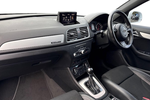 Used Audi Q3 2016 for sale - 76182124: Photo 14