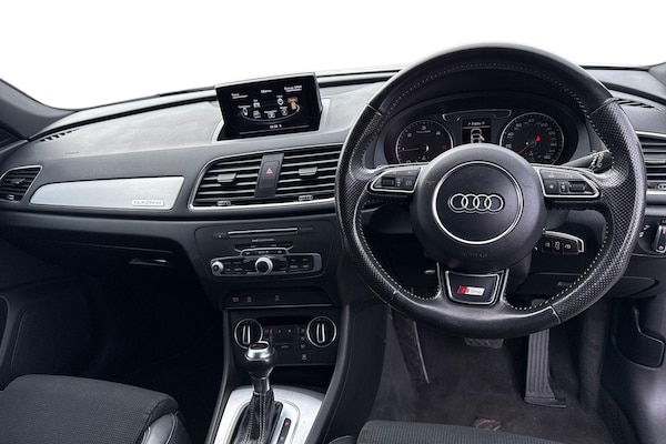 Used Audi Q3 2016 for sale - 76182124: Photo 17