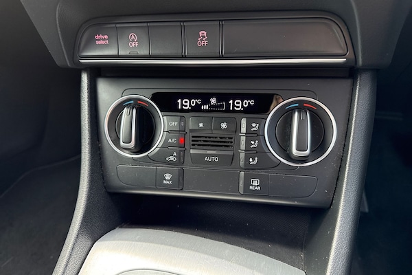 Used Audi Q3 2016 for sale - 76182124: Photo 56