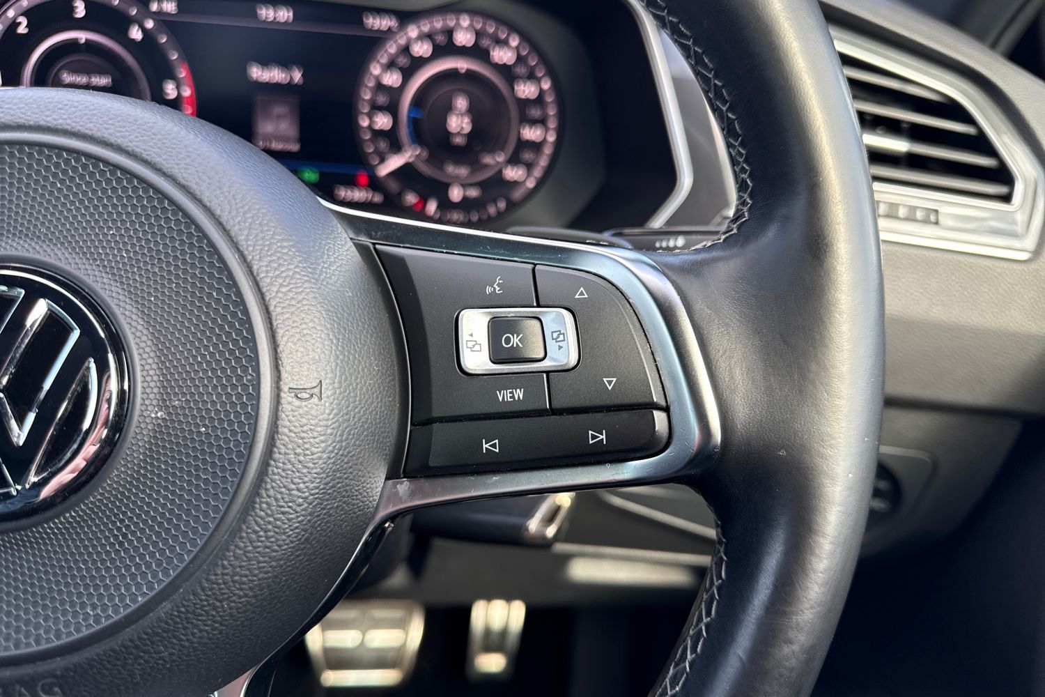 Used Volkswagen Tiguan 2018 for sale - 78070010: Photo 42