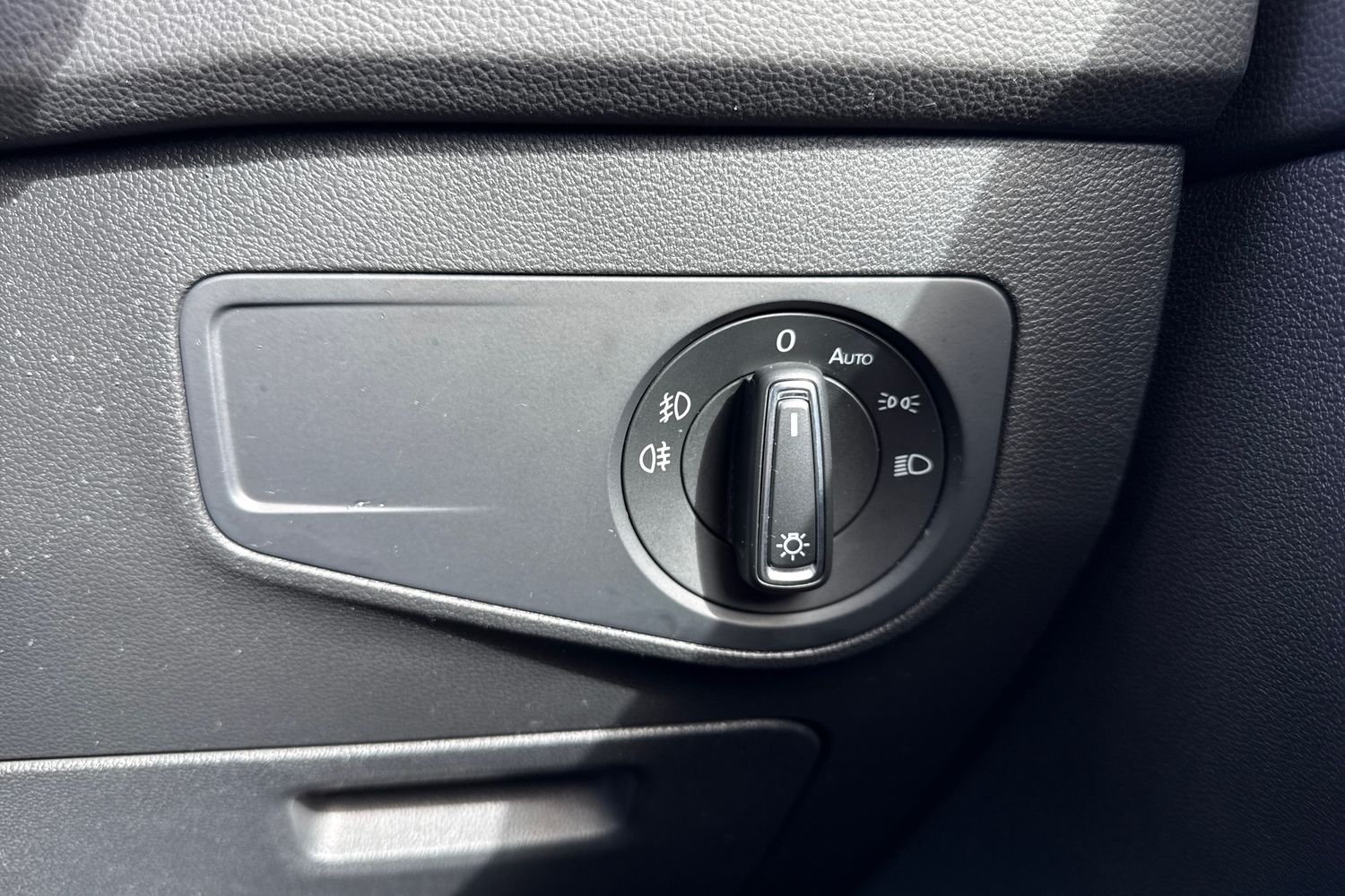 Used Volkswagen Tiguan 2018 for sale - 78070010: Photo 45