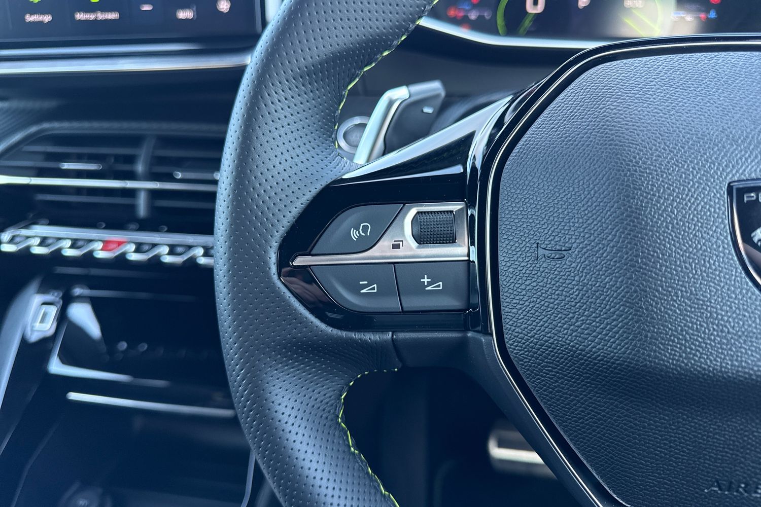 Used Peugeot 2008 2024 for sale - 77929062: Photo 39