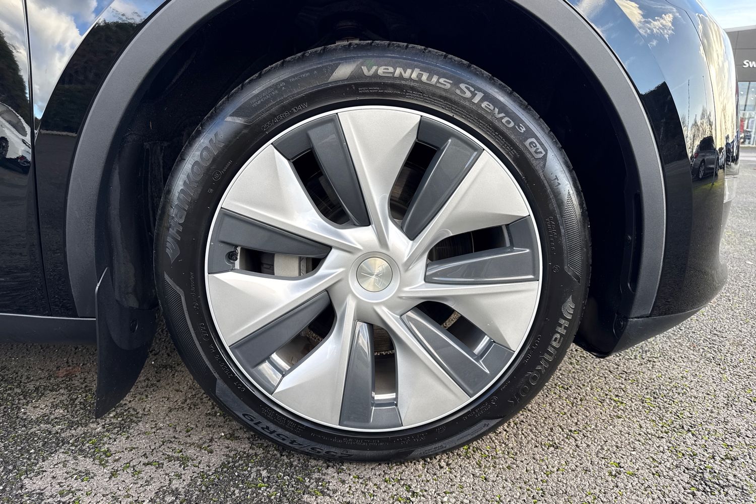 Used Tesla Model Y 2024 for sale - 76576192: Photo 10