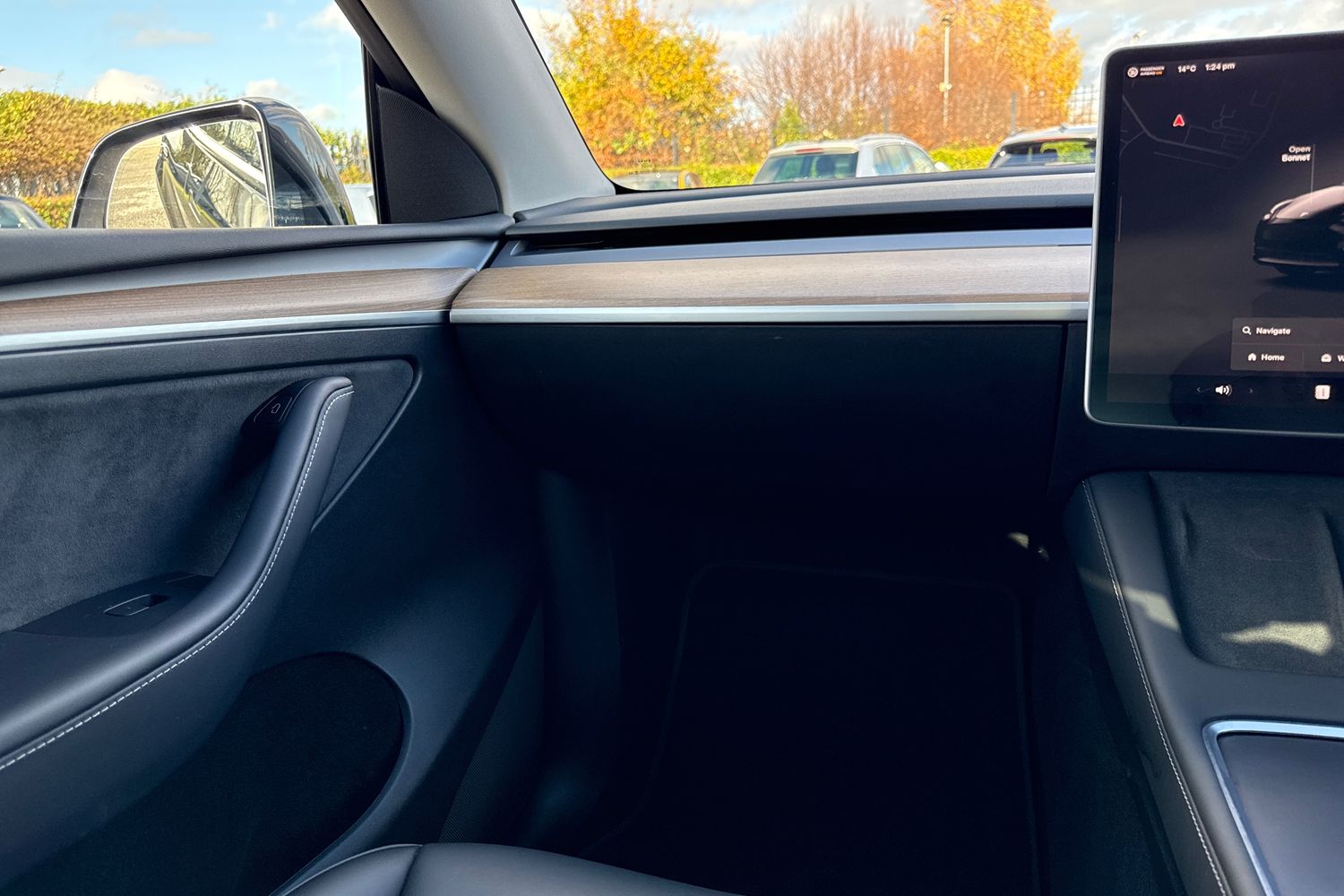 Used Tesla Model Y 2024 for sale - 76576192: Photo 20