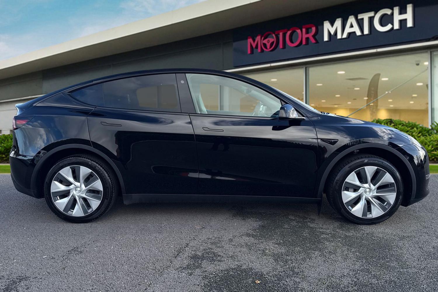 Used Tesla Model Y 2024 for sale - 76576192: Photo 3