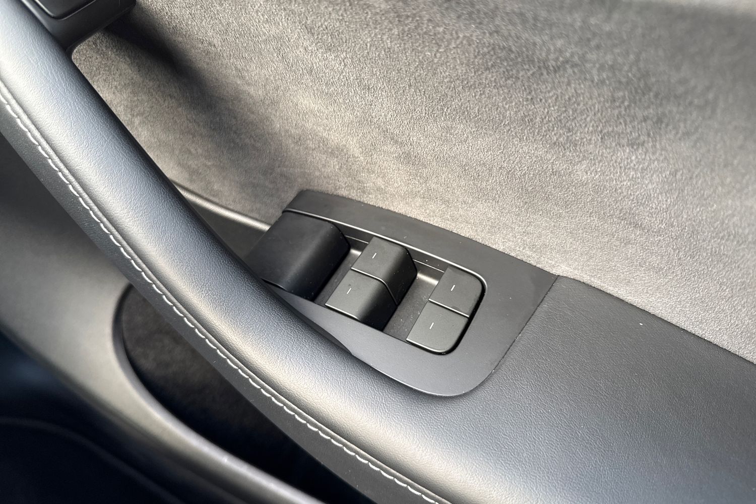 Used Tesla Model Y 2024 for sale - 76576192: Photo 42