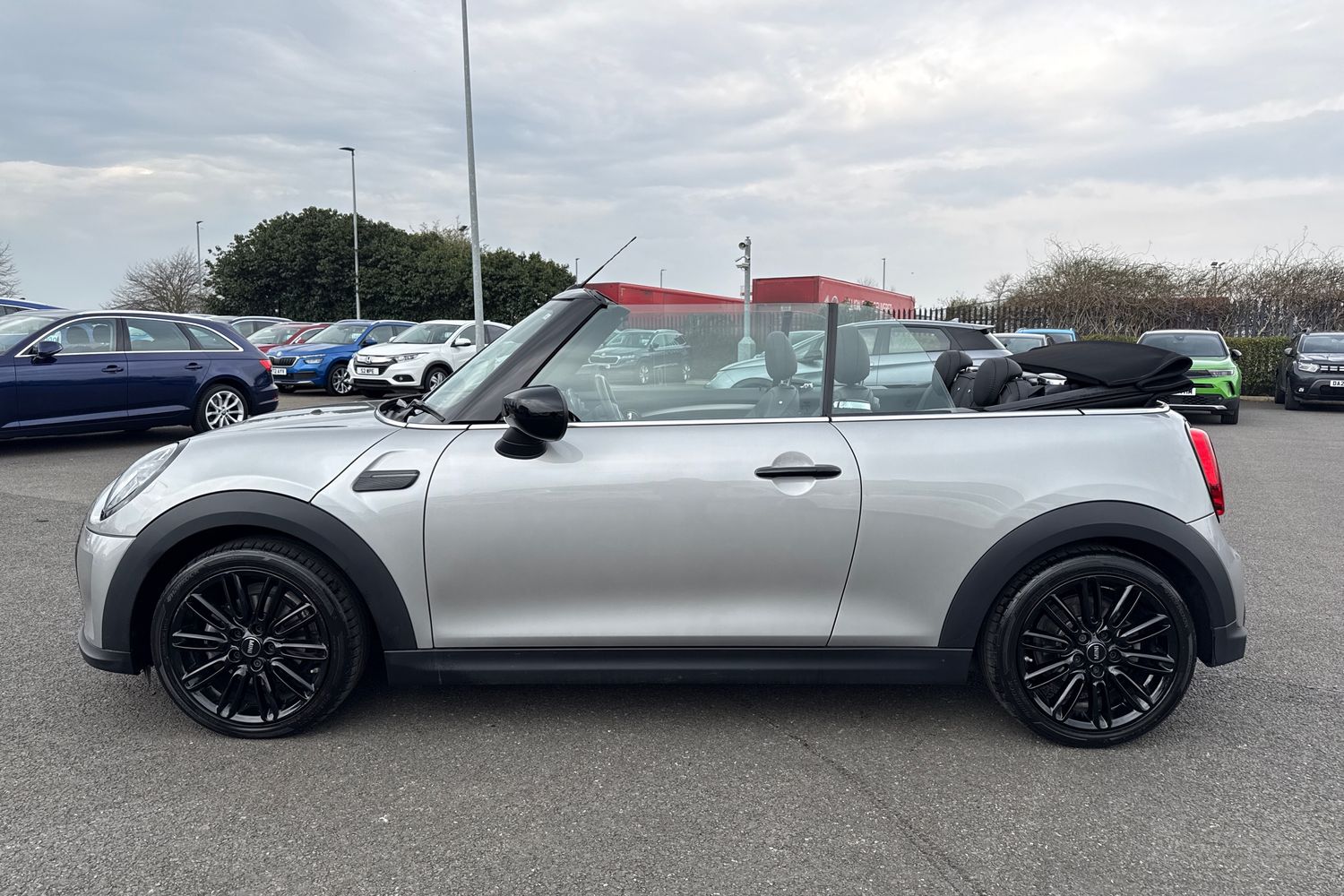 Used MINI Convertible 2024 for sale - 77774018: Photo 30