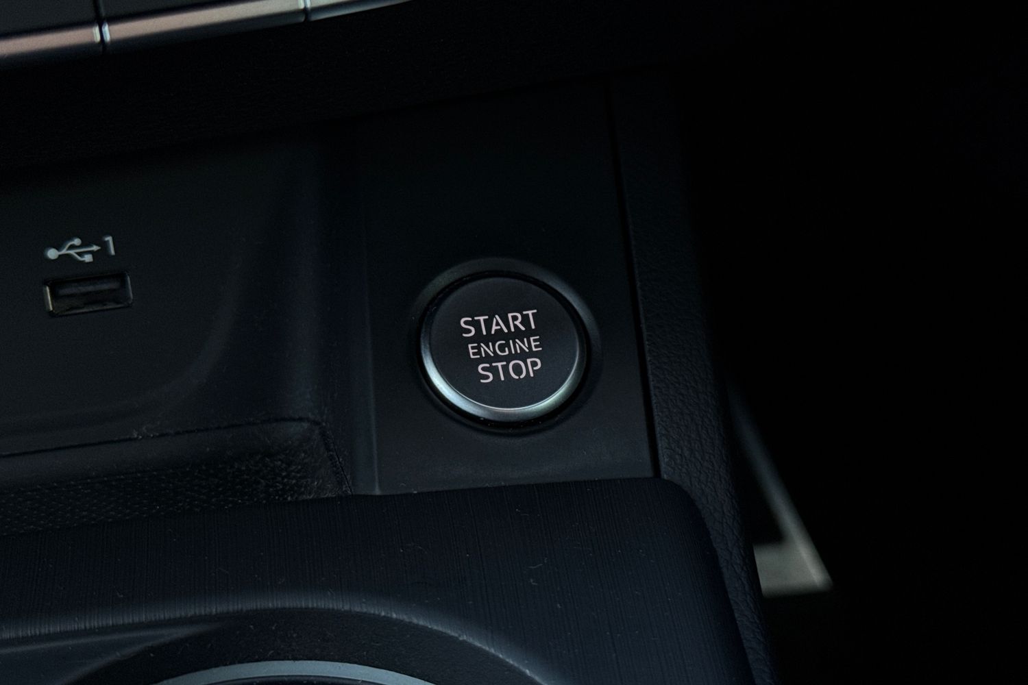 Used Audi A4 2018 for sale - 76746328: Photo 43