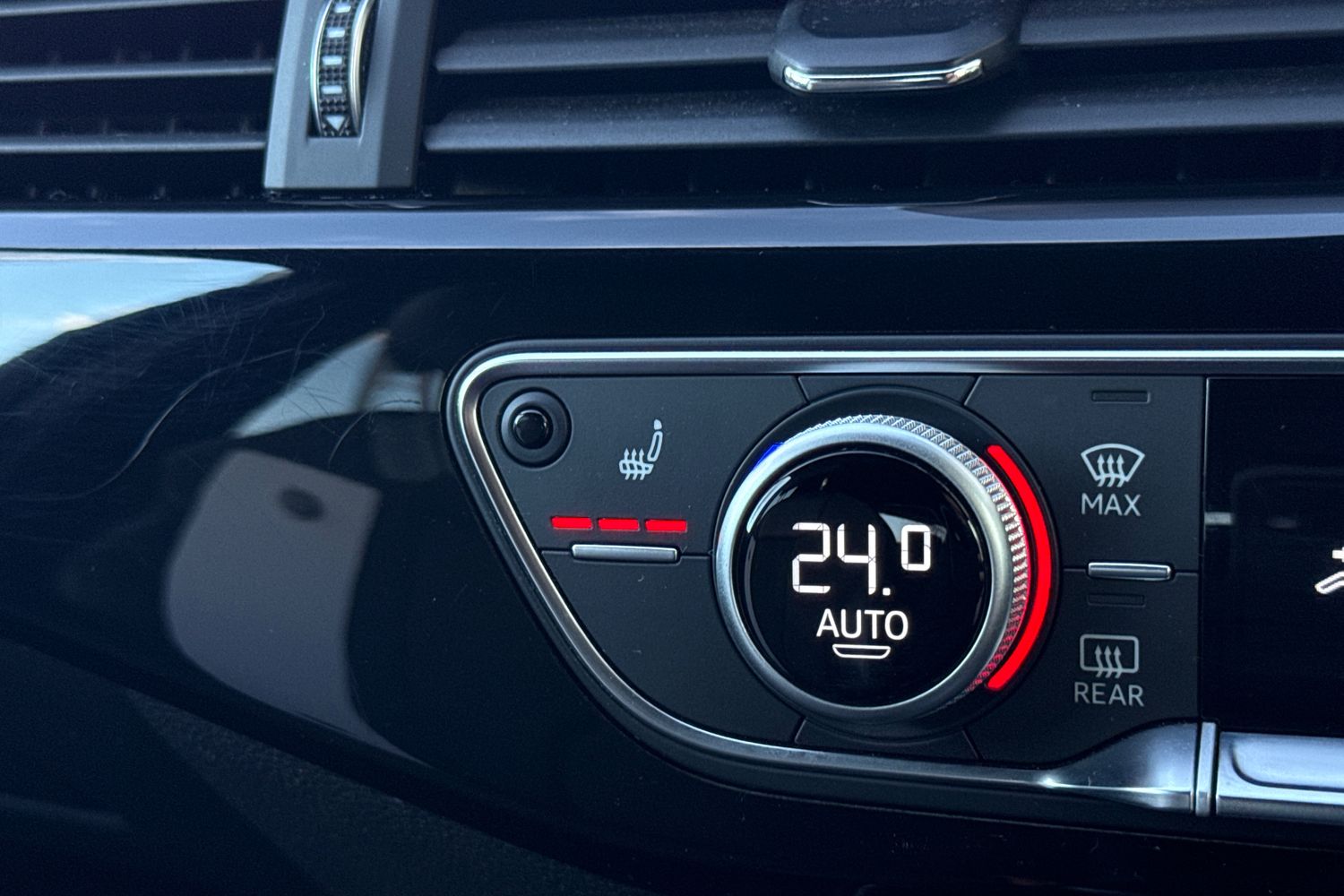 Used Audi A4 2018 for sale - 76746328: Photo 44