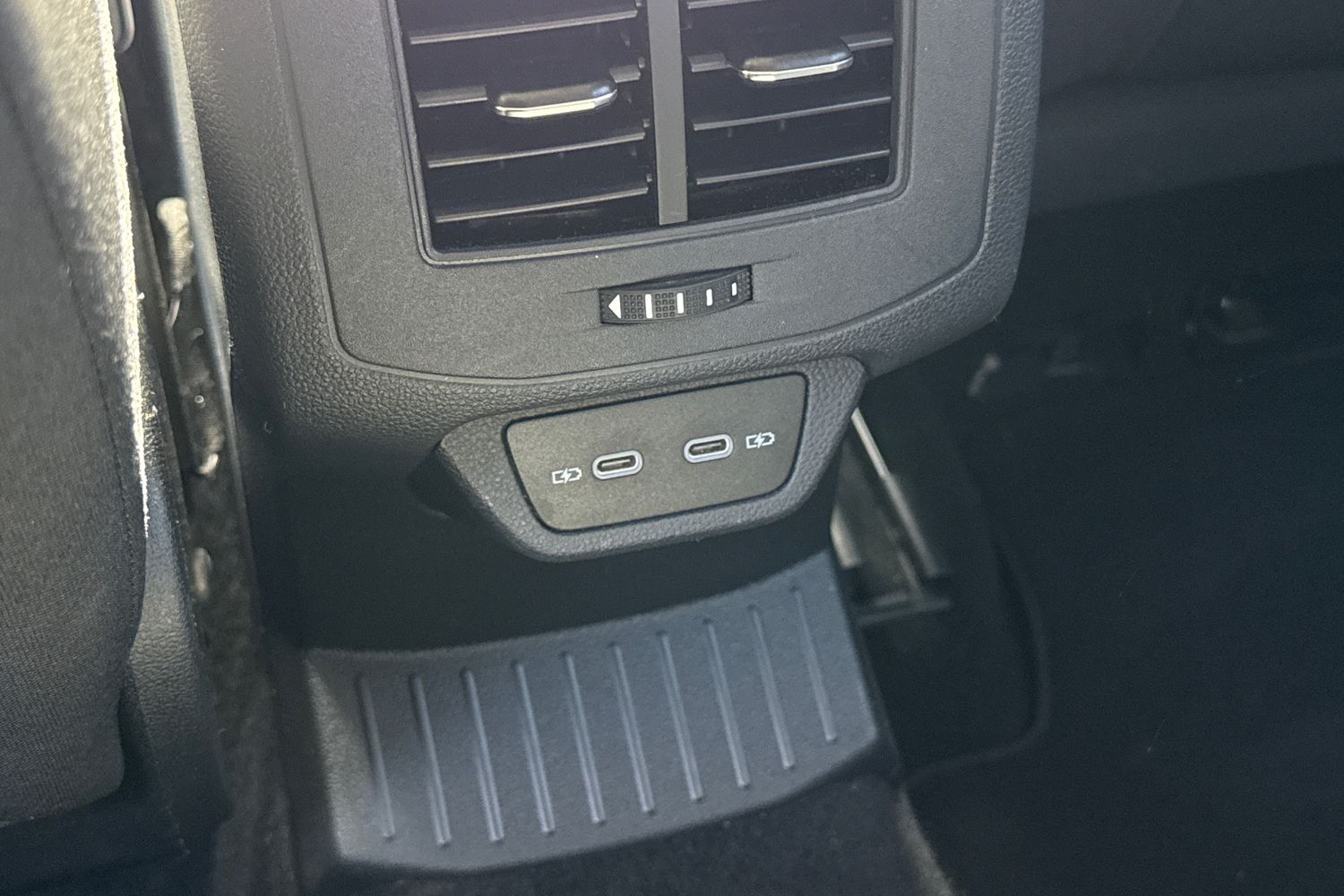 Used Volkswagen T-Roc 2023 for sale - 78065181: Photo 33