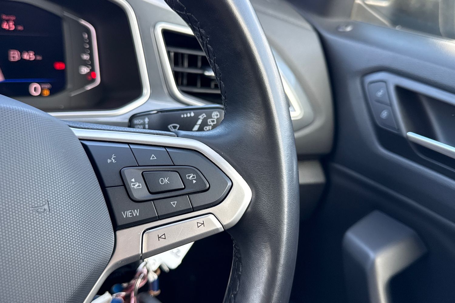 Used Volkswagen T-Roc 2023 for sale - 78065181: Photo 39