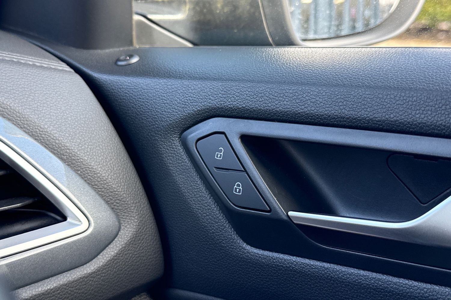 Used Volkswagen T-Roc 2023 for sale - 78065181: Photo 41