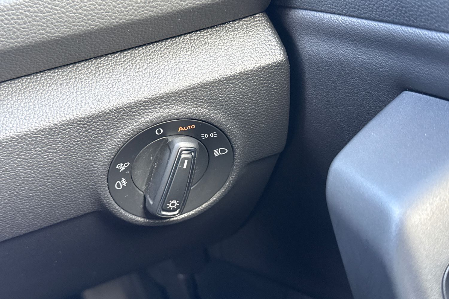 Used Volkswagen T-Roc 2023 for sale - 78065181: Photo 42