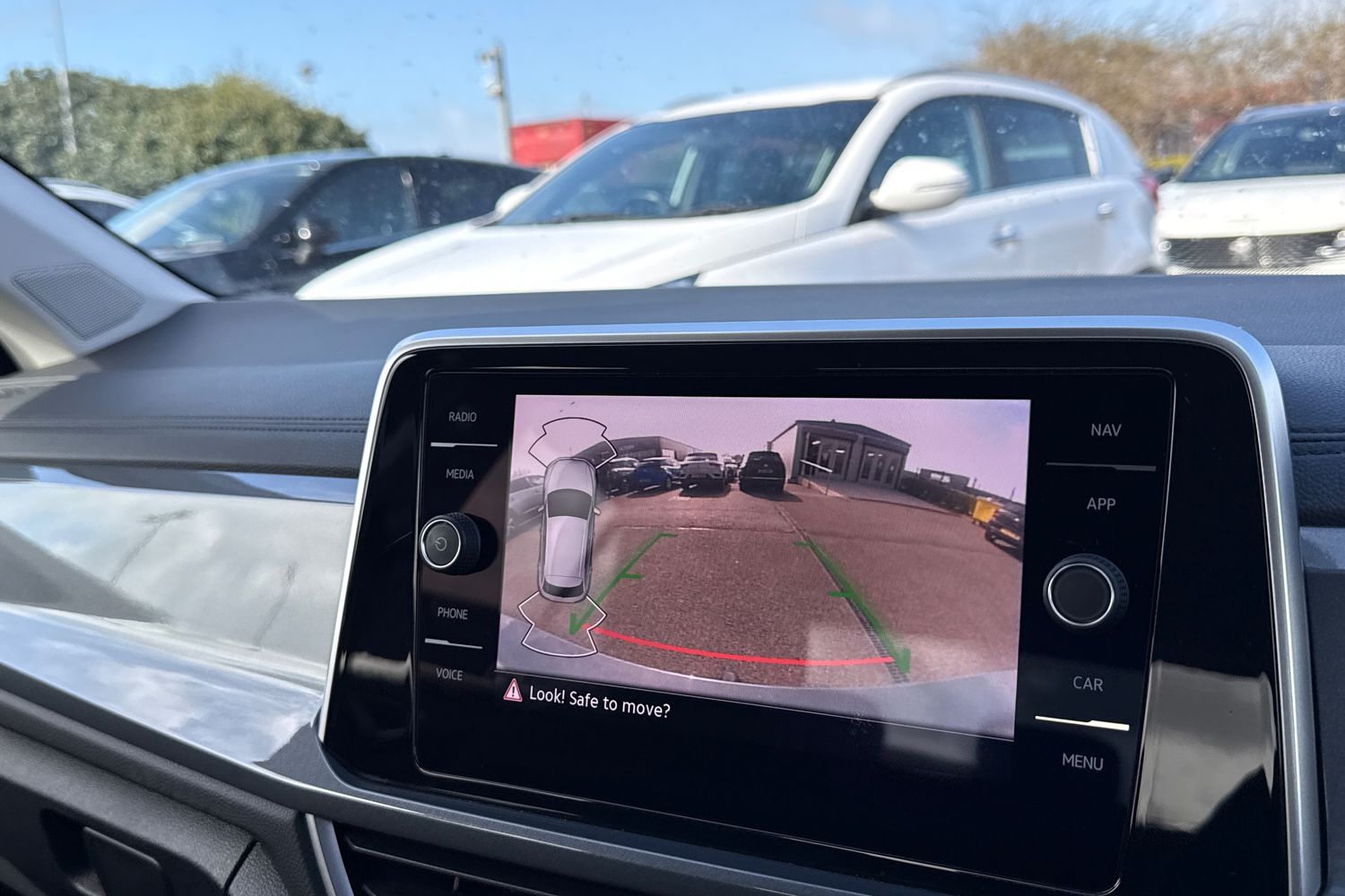 Used Volkswagen T-Roc 2023 for sale - 78065181: Photo 51