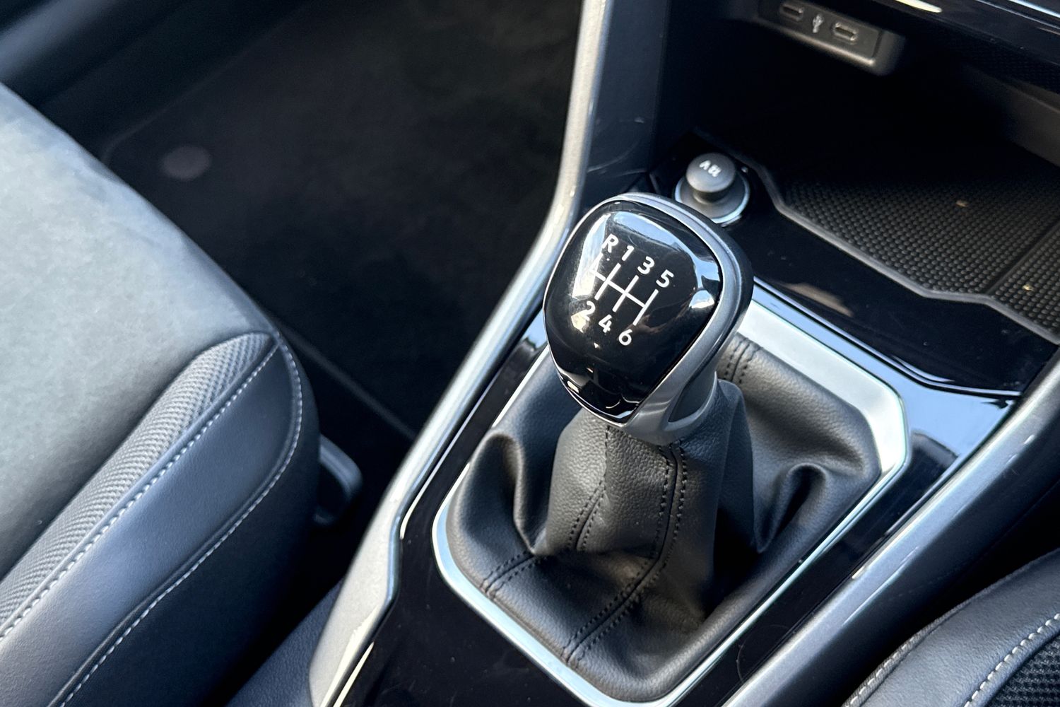 Used Volkswagen T-Roc 2023 for sale - 78065181: Photo 54