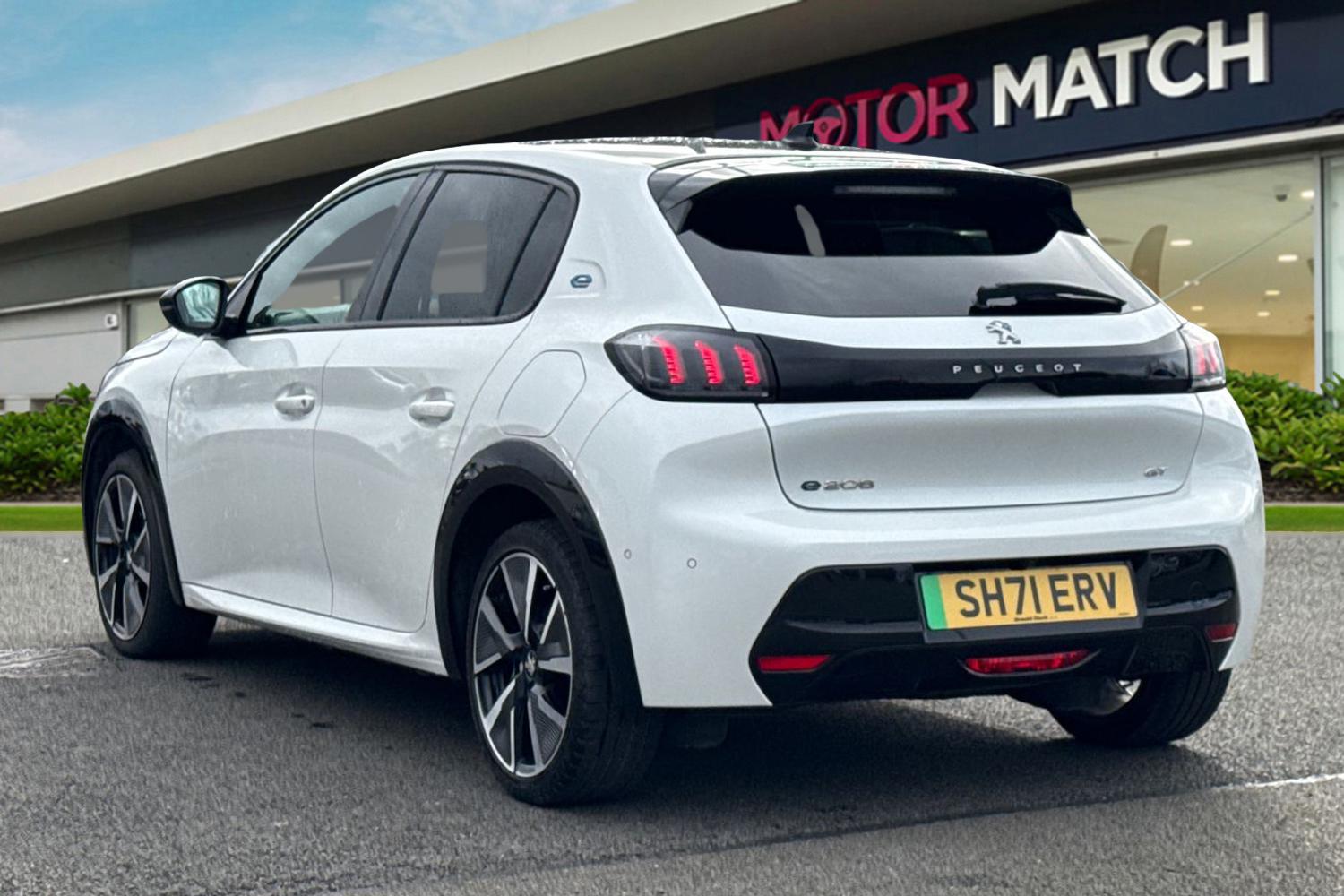 Used Peugeot 208 2021 for sale - 77642040: Photo 2