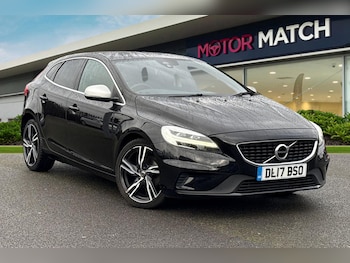 Used Volvo V40 2017 for sale - 77493938: Photo