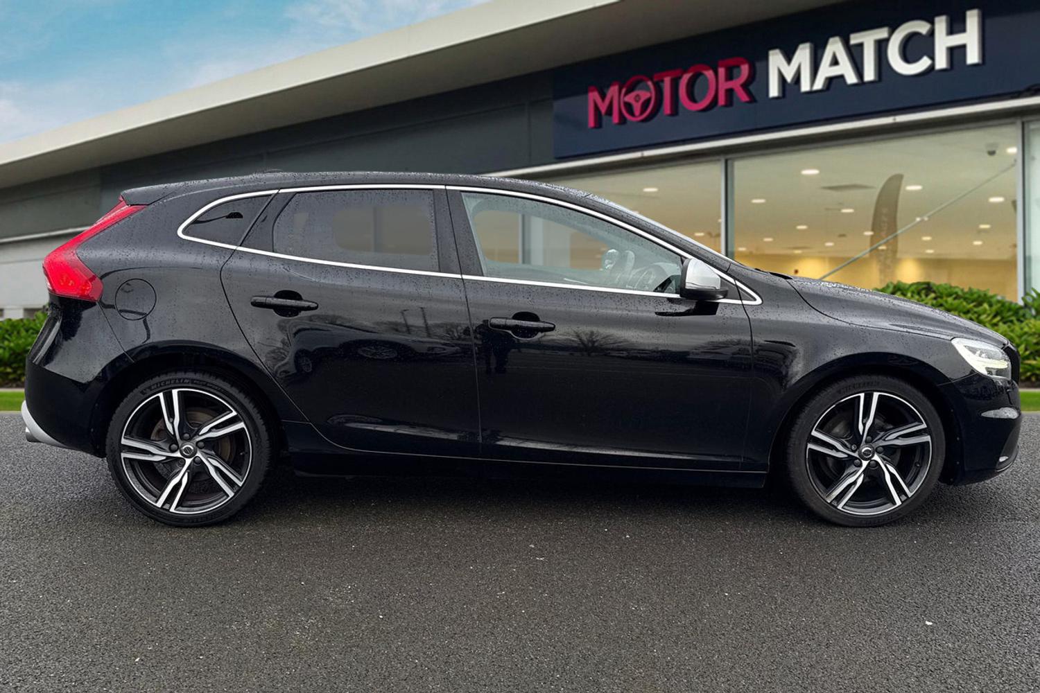 Used Volvo V40 2017 for sale - 77493938: Photo 3