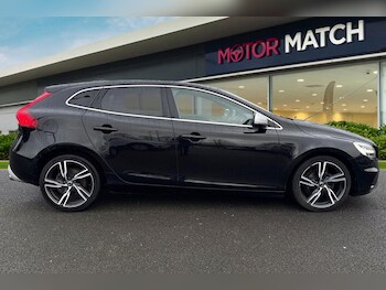 Used Volvo V40 2017 for sale - 77493938: Photo