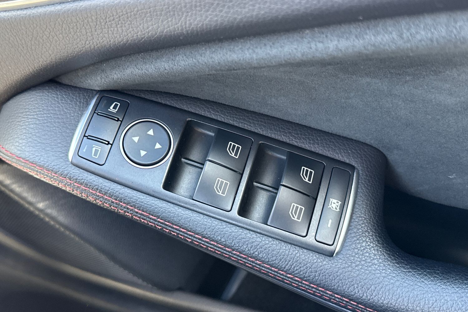 Used Mercedes-Benz A-Class 2016 for sale - 78084155: Photo 40